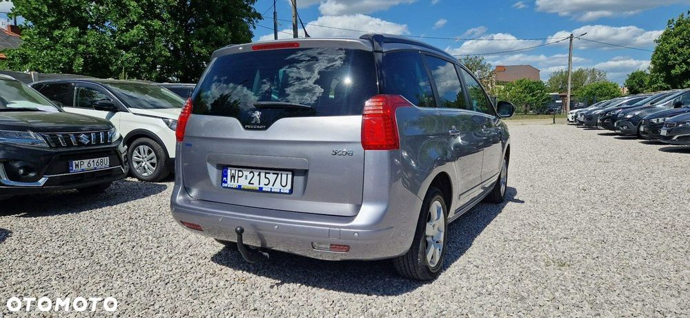 Peugeot 5008 - 13