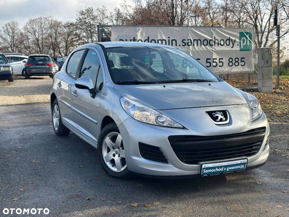 Peugeot 207 - 24