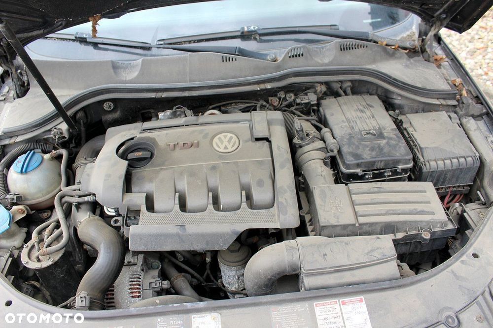 VW Passat B6 2005 2.0TDI BMP Kombi (MASKA, ZDERZAK, LAMPA, BŁOTNIK, DRZWI, SZYBA, FOTEL) - 7