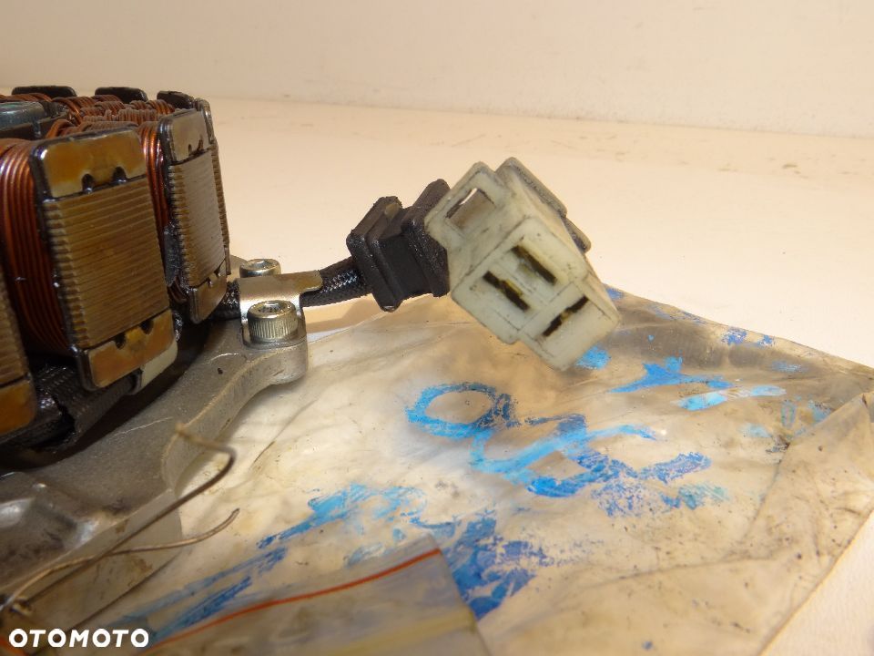 Kawasaki VN 1500 Vulcan 04r uzwojenie prądnicy alternatora K340 - 5