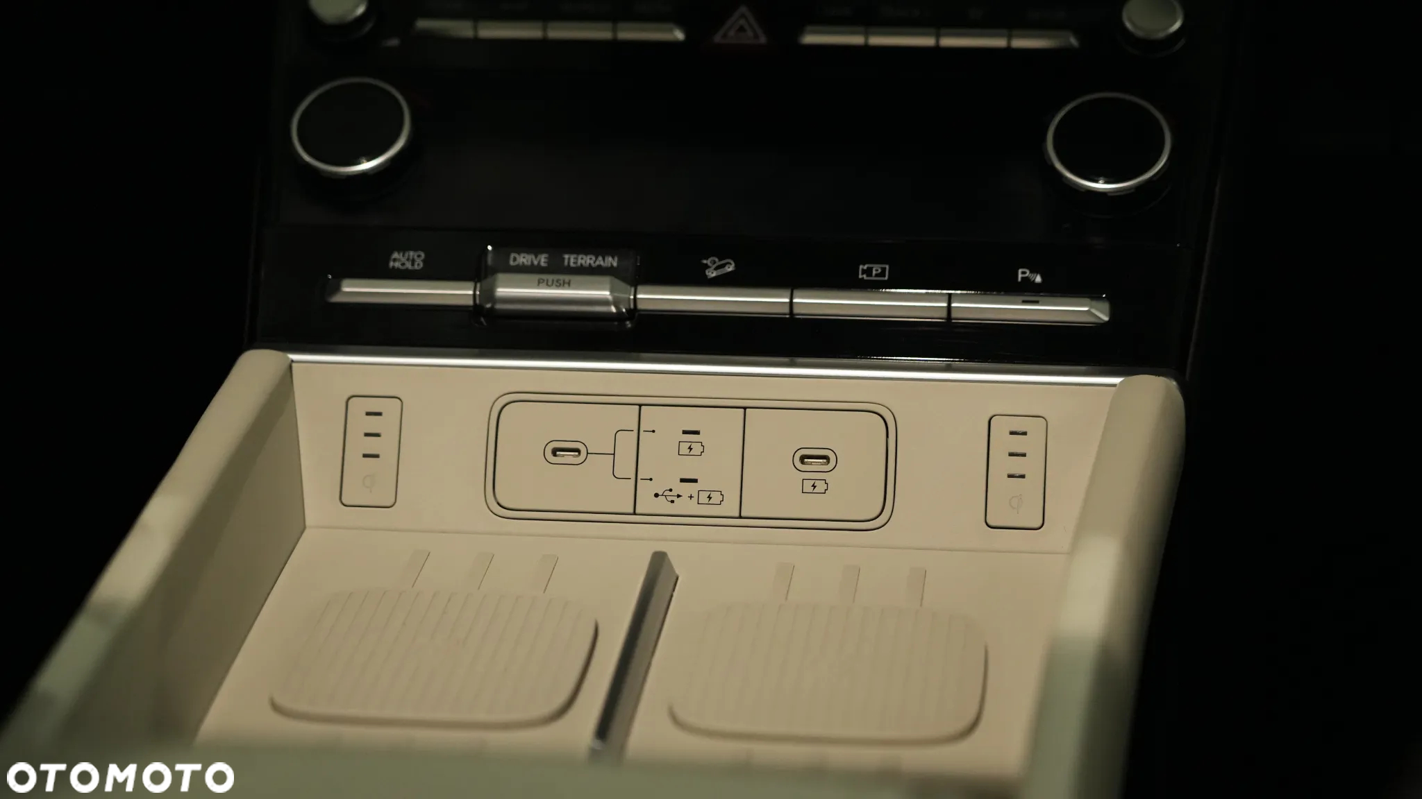 Hyundai Santa Fe - 21