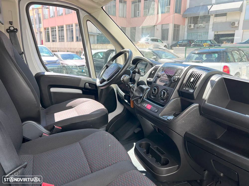 Peugeot Boxer 2.2 BlueHdi 335 L3H3 - 12