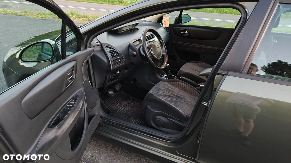 Citroën C4 1.6 16V Magic - 5