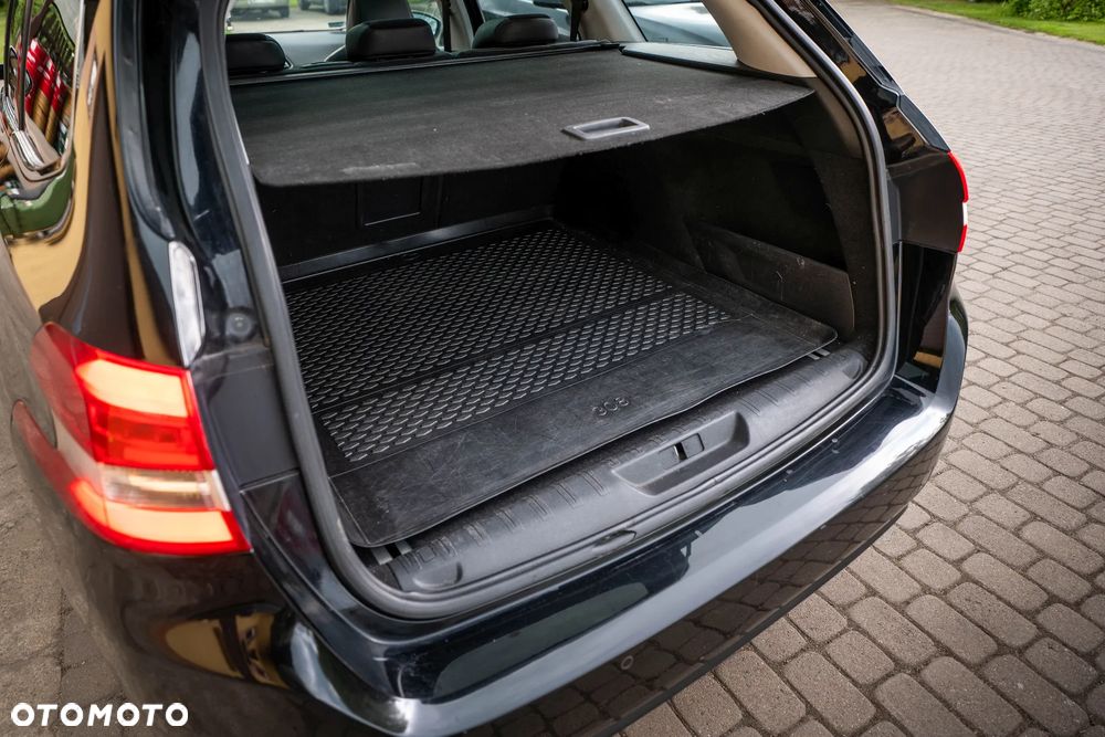Peugeot 308 BlueHDi 150 Automatik Stop & Start Allure - 4