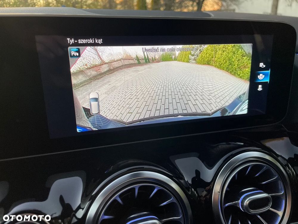 Mercedes-Benz Klasa B 180 d AMG Line 7G-DCT - 39