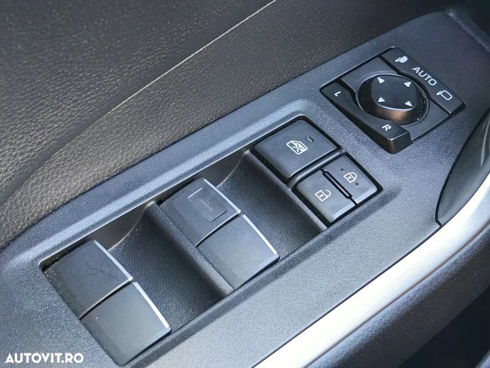 Toyota RAV4 2.5 VVT-iE 4x2 Dynamic - 31