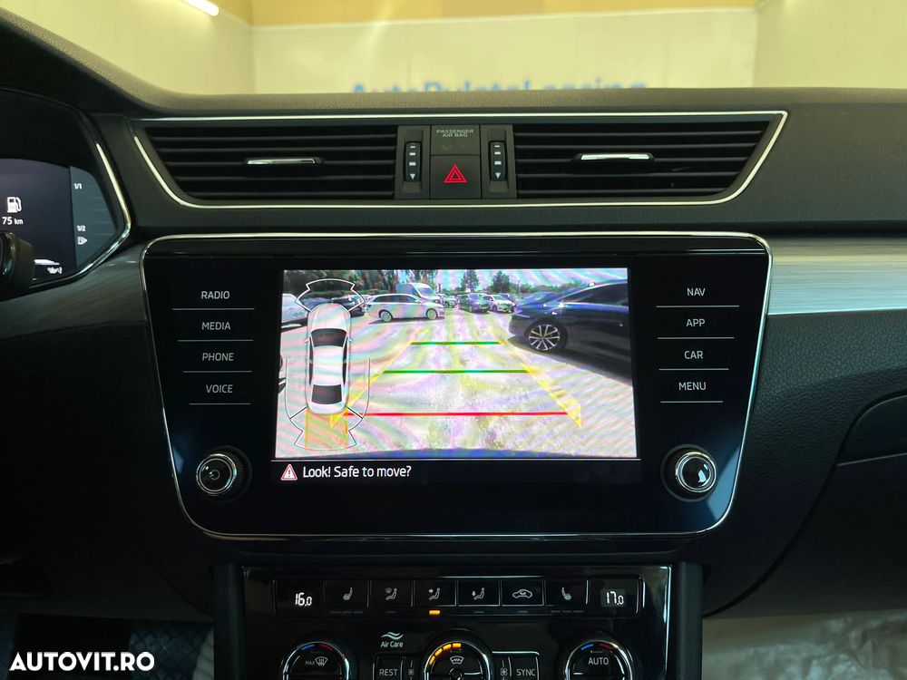 Skoda Superb 2.0 TDI DSG Ambition - 14