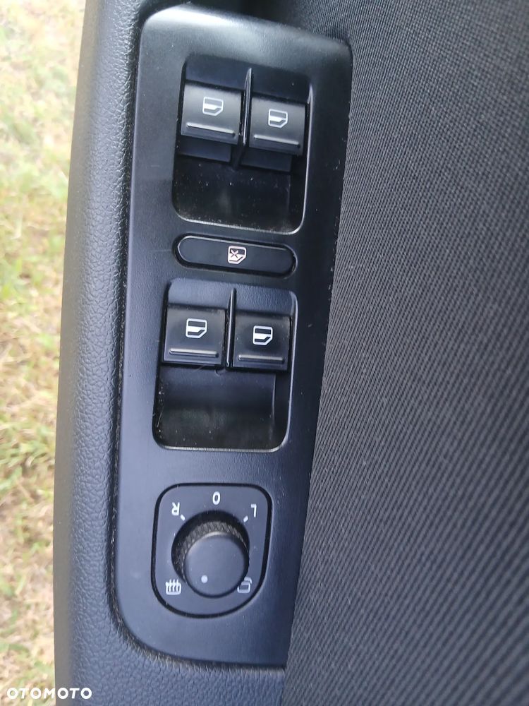 Skoda Superb 2.0 TDI Ambition - 17