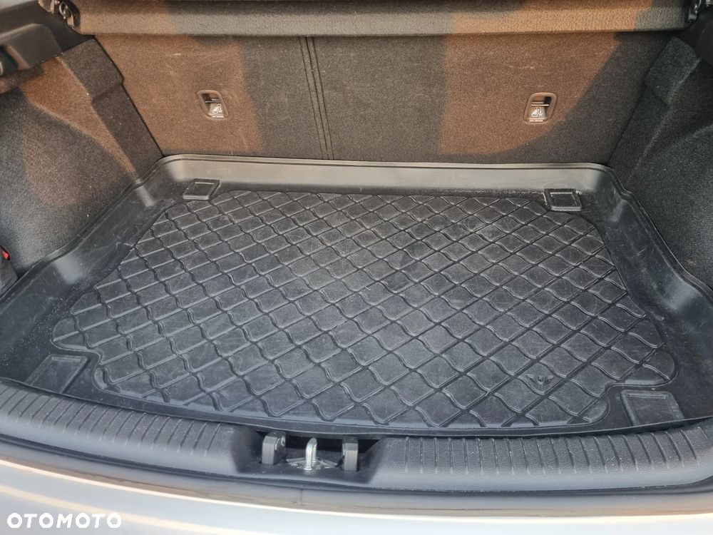 Hyundai i30 - 18