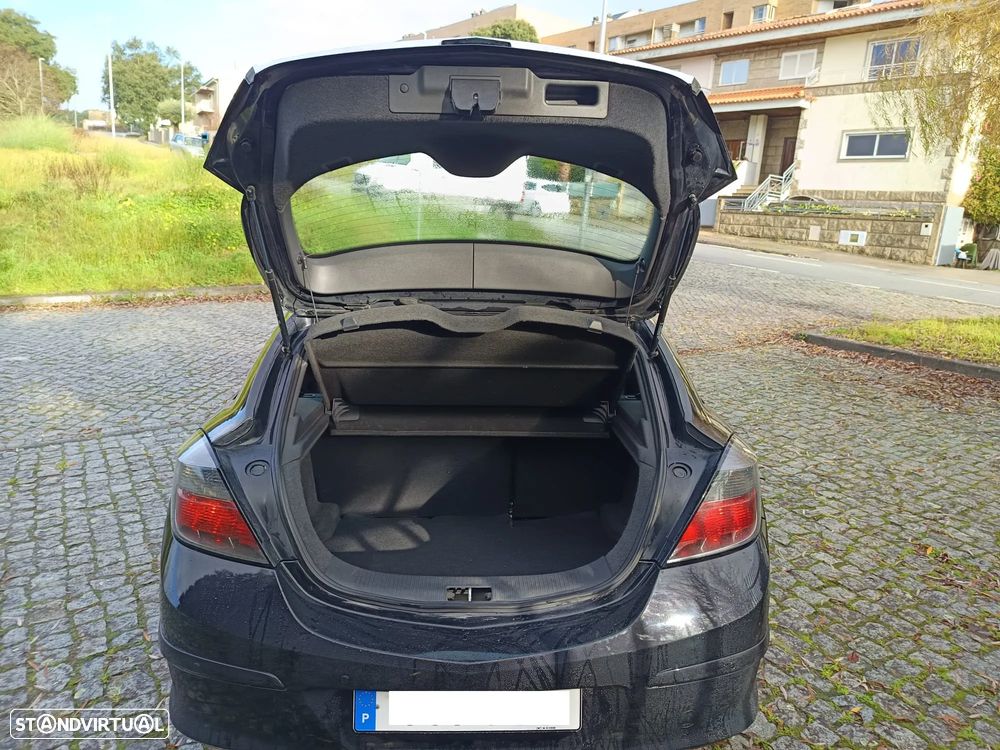 Opel Astra GTC 1.7 CDTI DPF Sport - 12