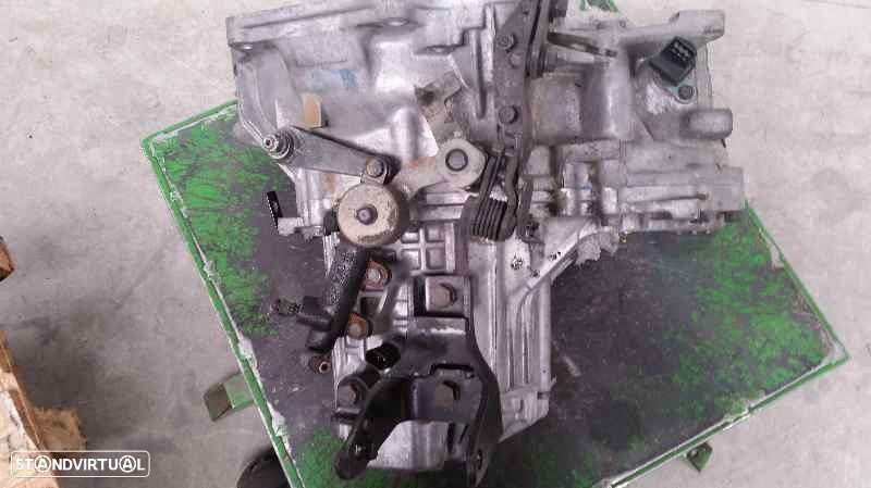 CAIXA VELOCIDADES HYUNDAI MATRIX 2005 -J41873 - 2