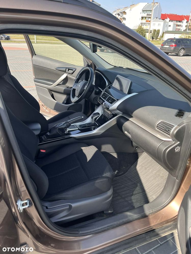 Mitsubishi Eclipse Cross 1.5 T GPF Intense CVT - 11