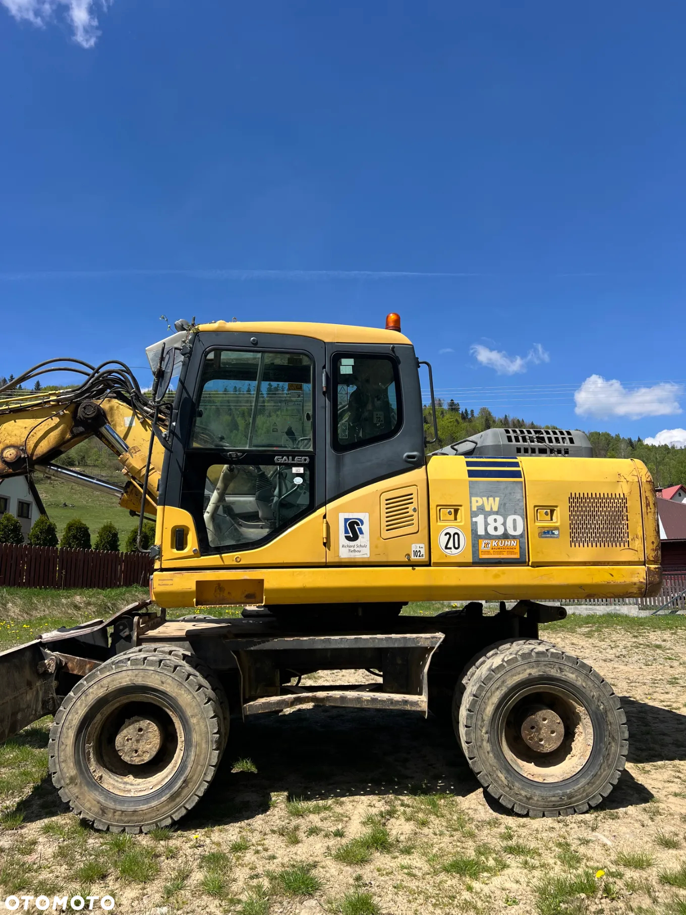 Komatsu PW180 - 2