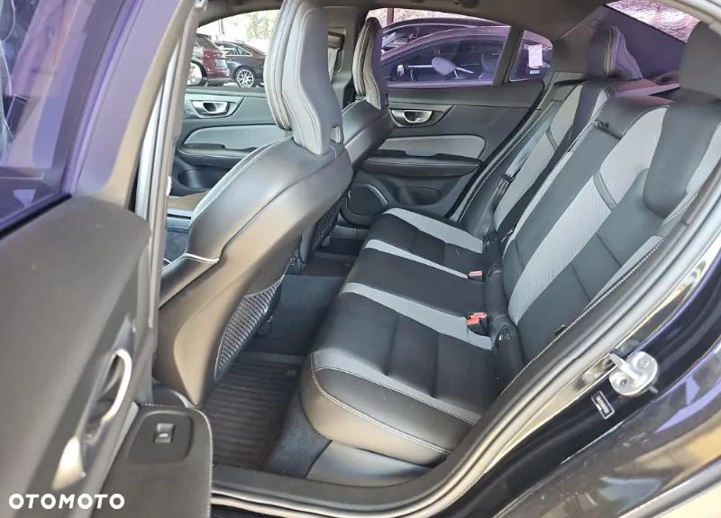 Volvo S60 - 9