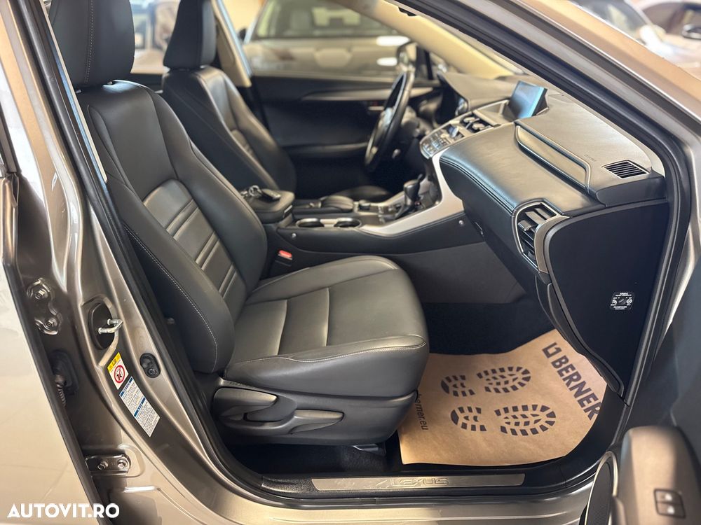Lexus Seria NX 300h E-FOUR Business Edition - 30