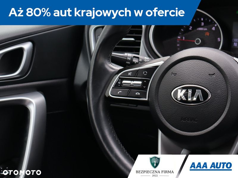 Kia Ceed - 21