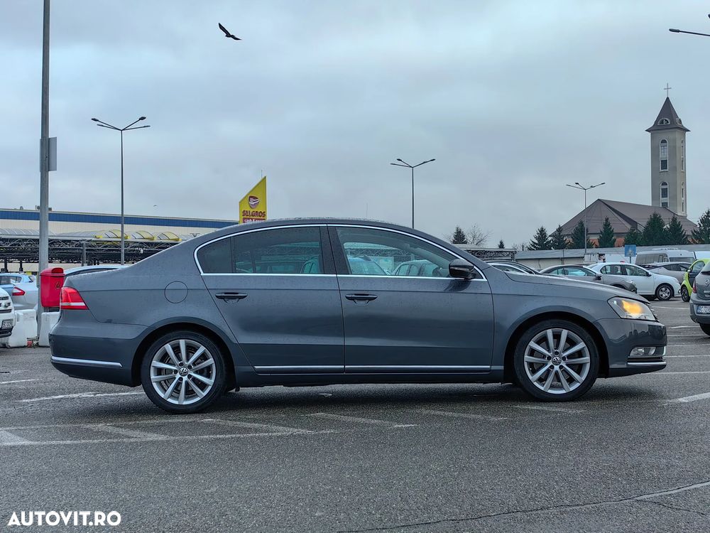 Volkswagen Passat 2.0 TDI DSG BlueMotion Technology Comfortline - 20