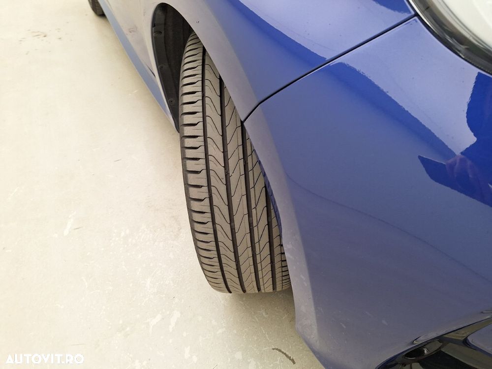 Toyota Yaris 1.5 VVT-i HSD Dynamic Plus Bi-tone - 12