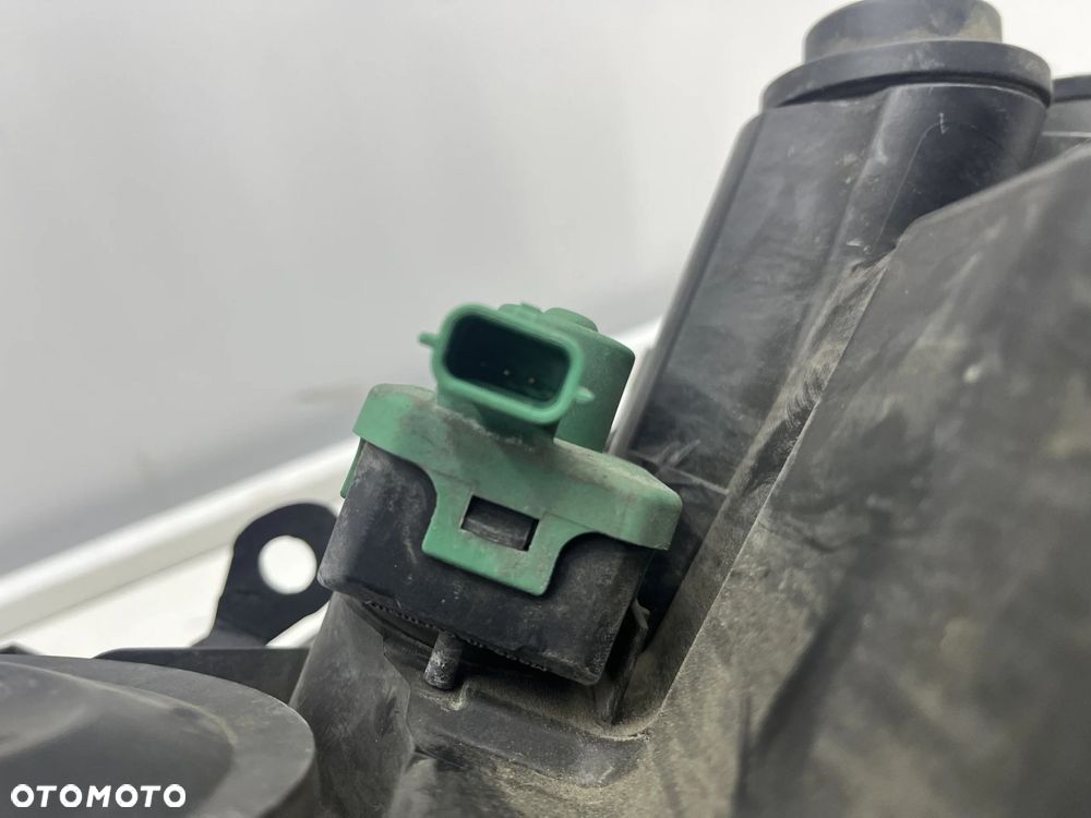 Lampa reflektor Renault Scenic 2 II Lift + Grand 06-09r. prawa przednia EU H7 soczewka prawy przód - 16