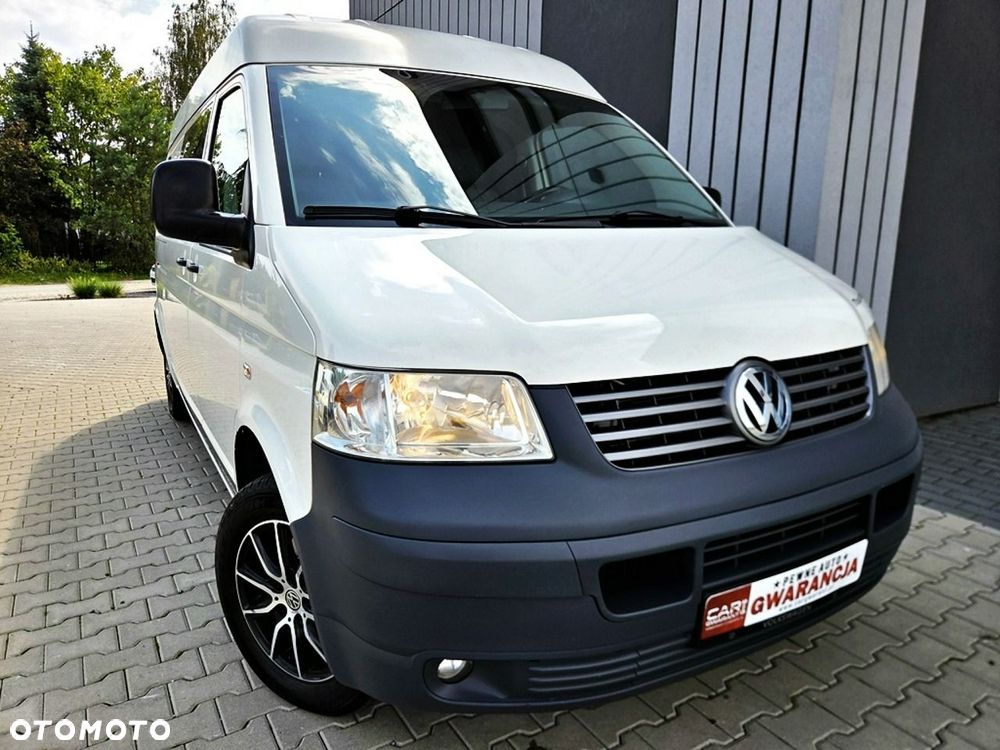 Volkswagen Transporter - 1