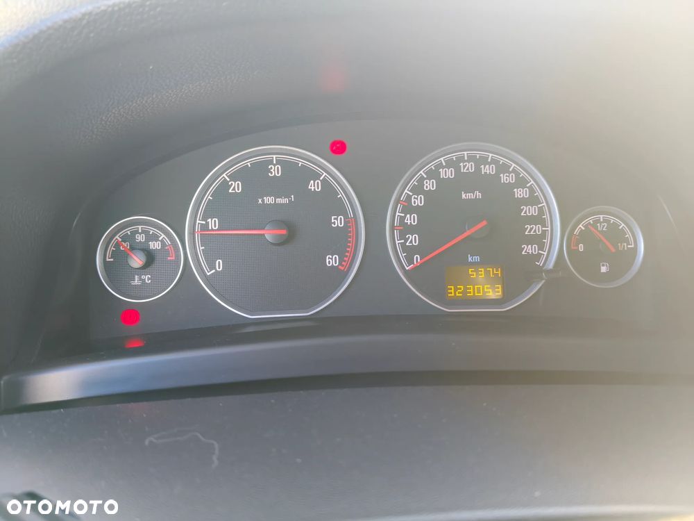 Opel Vectra 1.9 CDTI Cosmo - 10