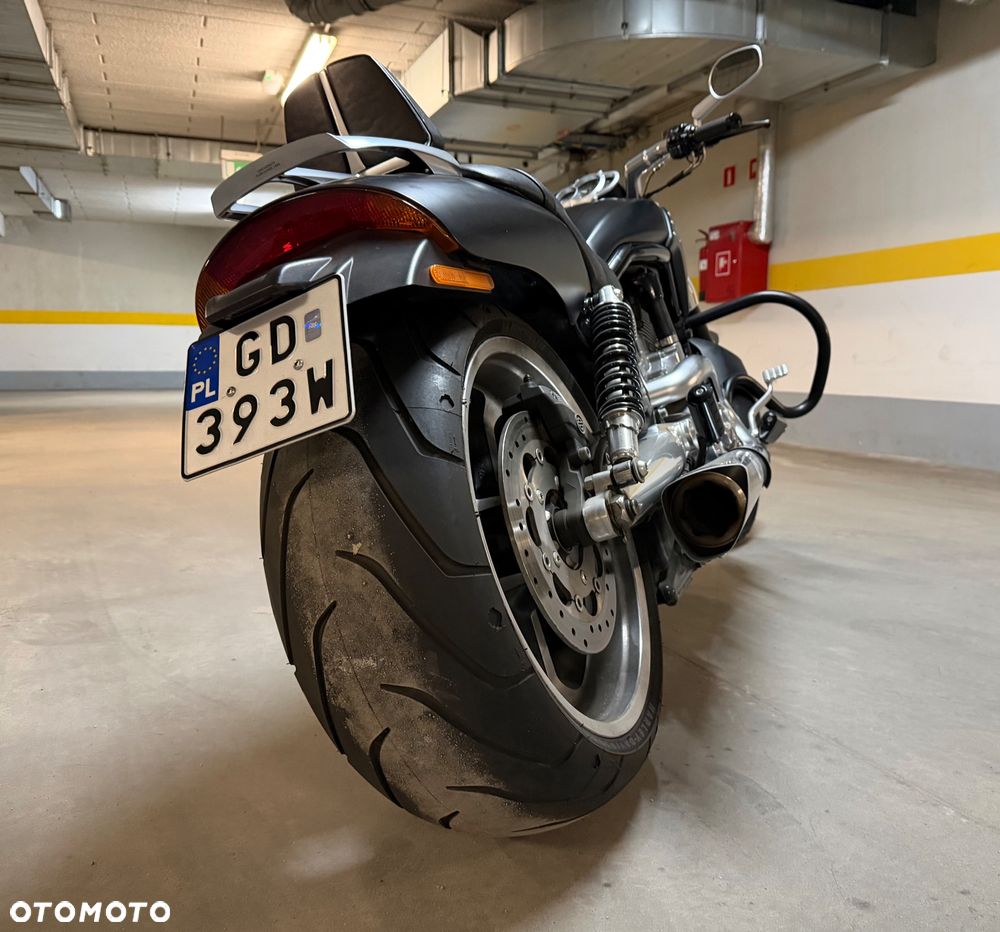 Harley-Davidson V-Rod Muscle - 6