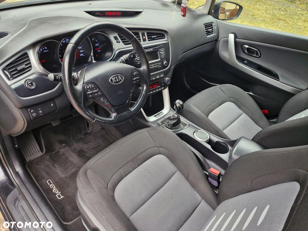 Kia Ceed 1.4 Business Line - 6