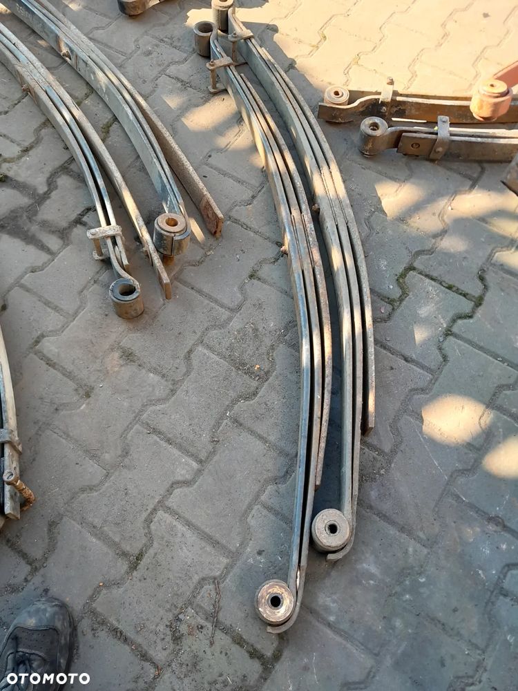 Resory komplet 3 pióra bliźniak Iveco Daily 13r - 1
