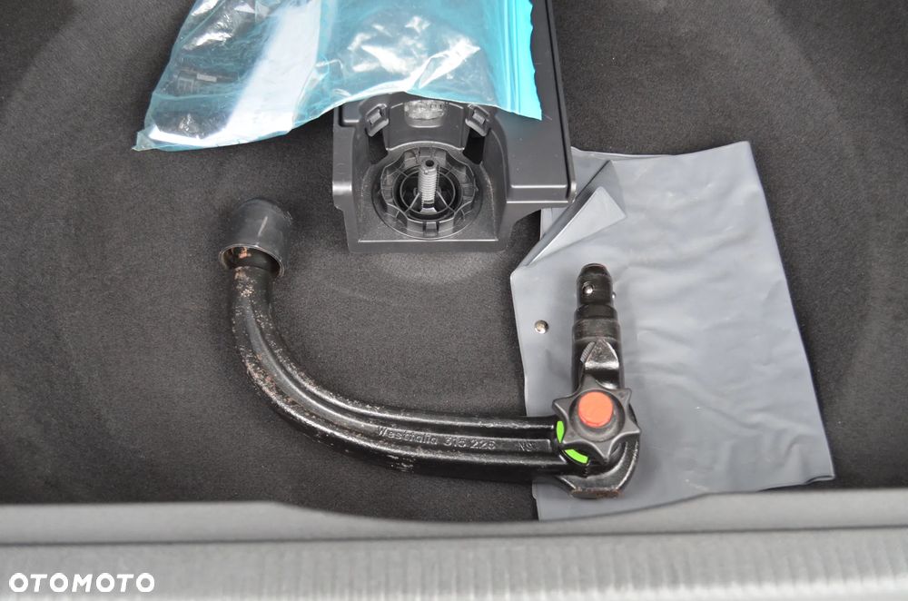 Peugeot 3008 BlueHDi 130 Stop & Start EAT8 Allure - 8
