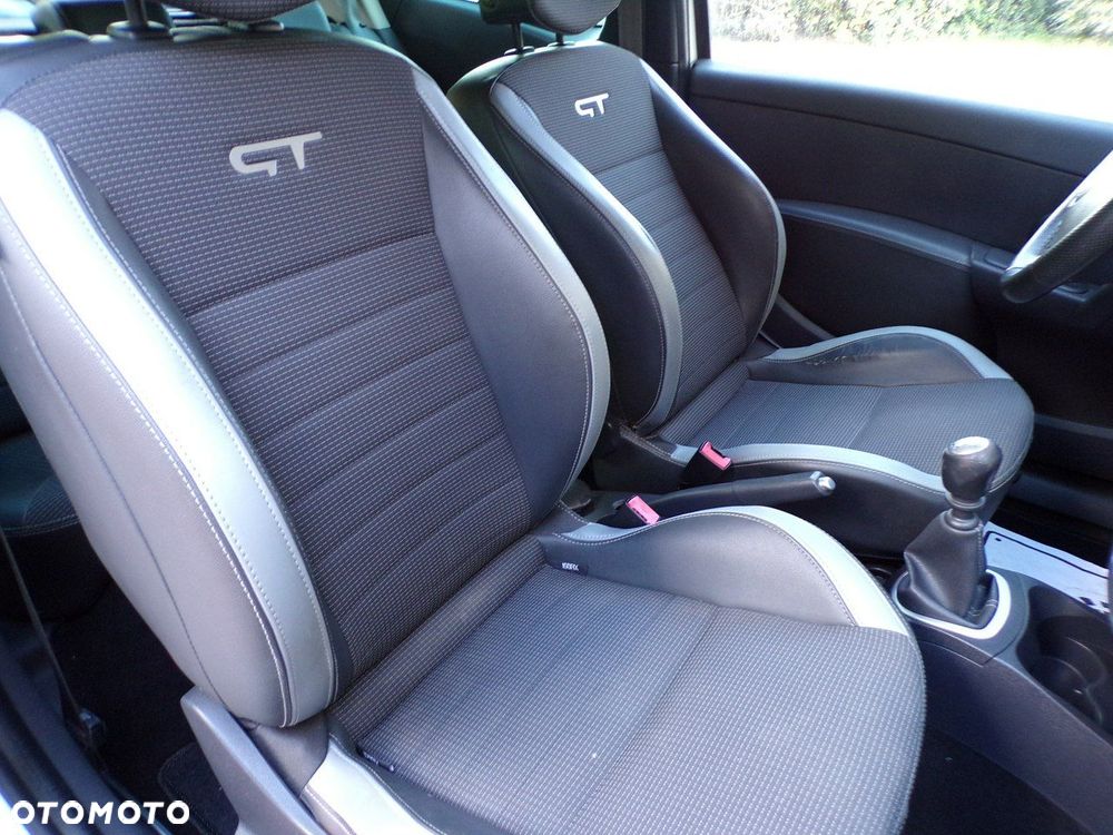 Renault Clio - 19