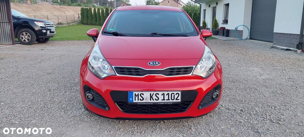 Kia Rio 1.2 Dream Team Edition - 2