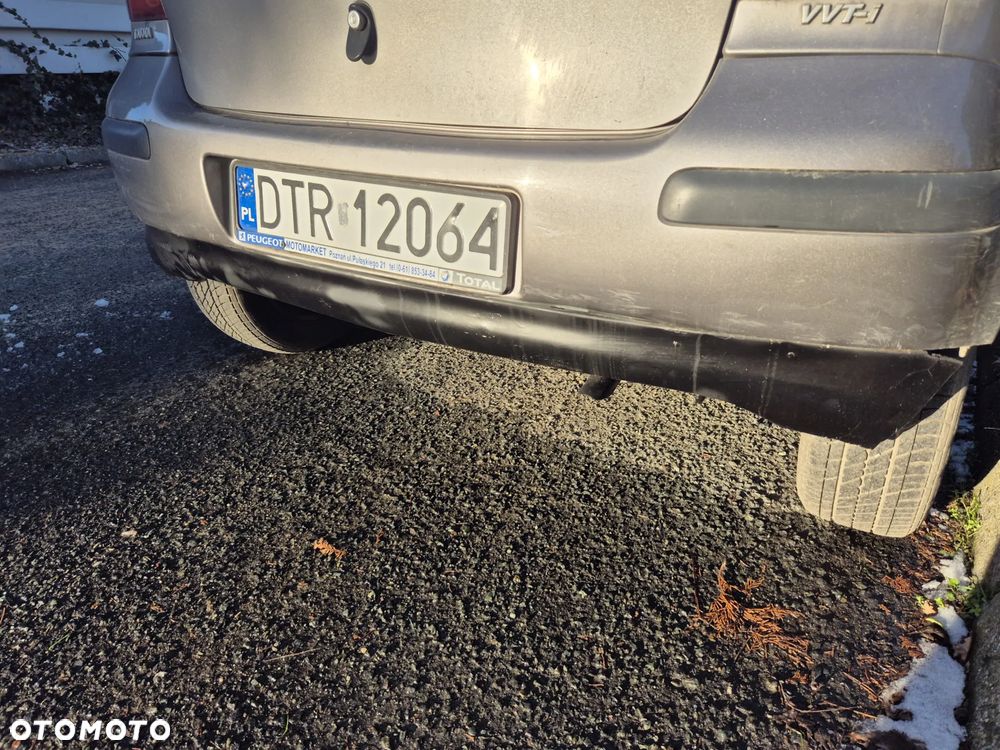 Toyota Yaris 1.0 Base - 20