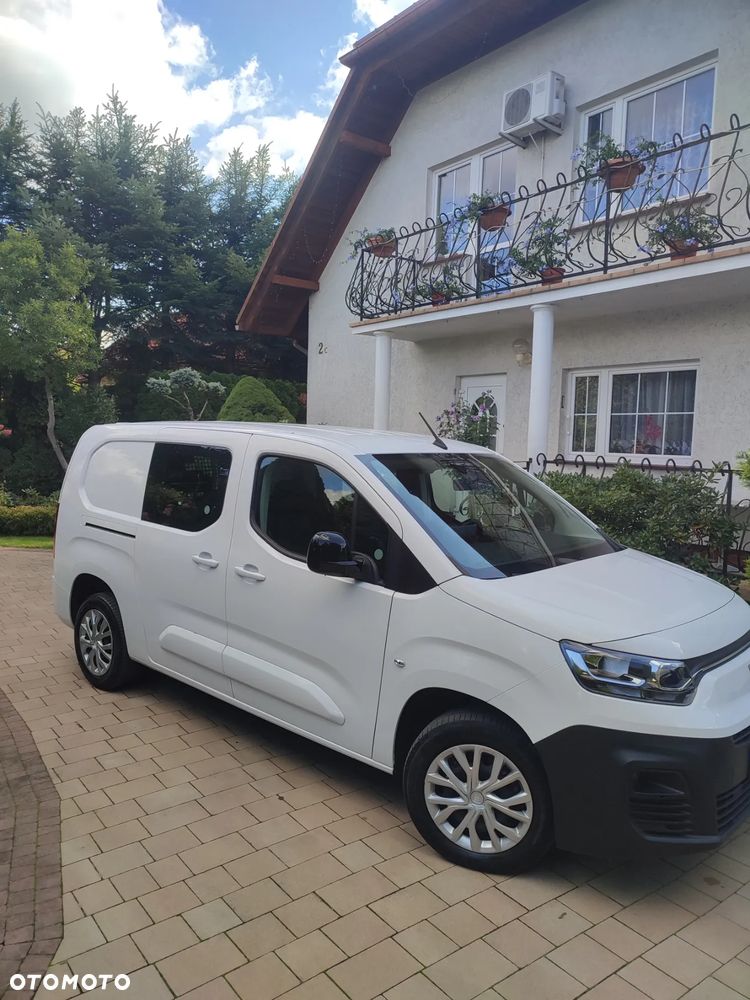Fiat Doblo Combi 1.5 BlueHDI S&S - 4