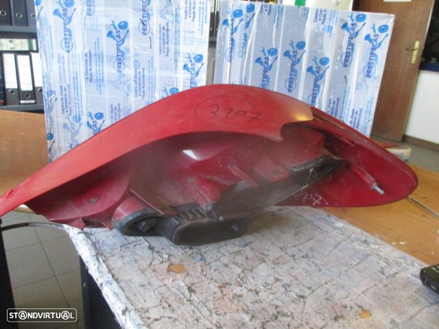 Farol Tras 964998668003 PEUGEOT 207 2007 1.6HDI 90CV ESQ Visteon PEUGEOT 207 2007 1.4HDI 70CV 3P PRETO ESQ Visteon - 2