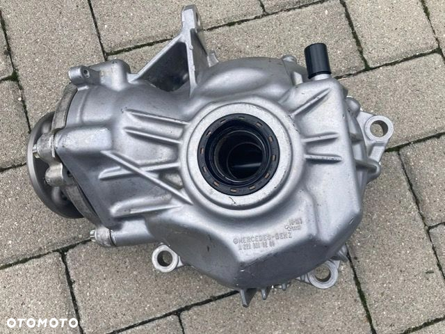 Mercedes 205 213 GLC CLS A 2213308101 Dyfer - 4