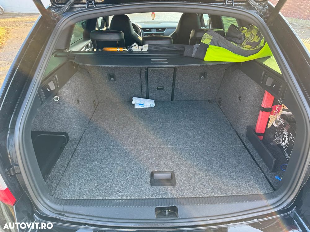 Skoda Octavia 2.0 TDI DSG 4X4 RS - 15