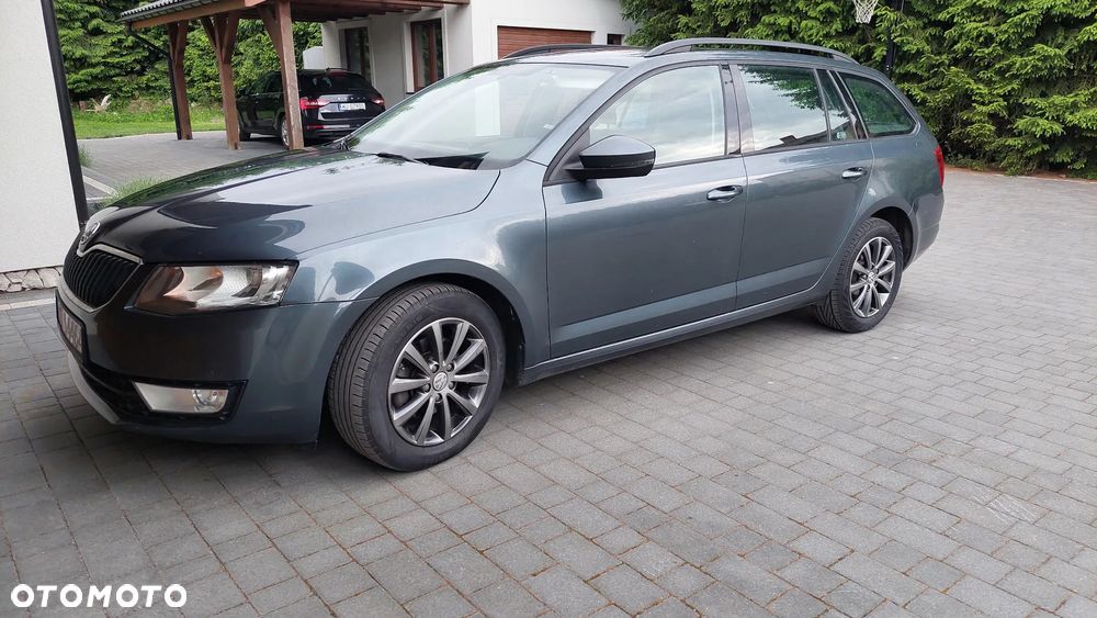 Skoda Octavia 2.0 TDI Ambition DSG - 33