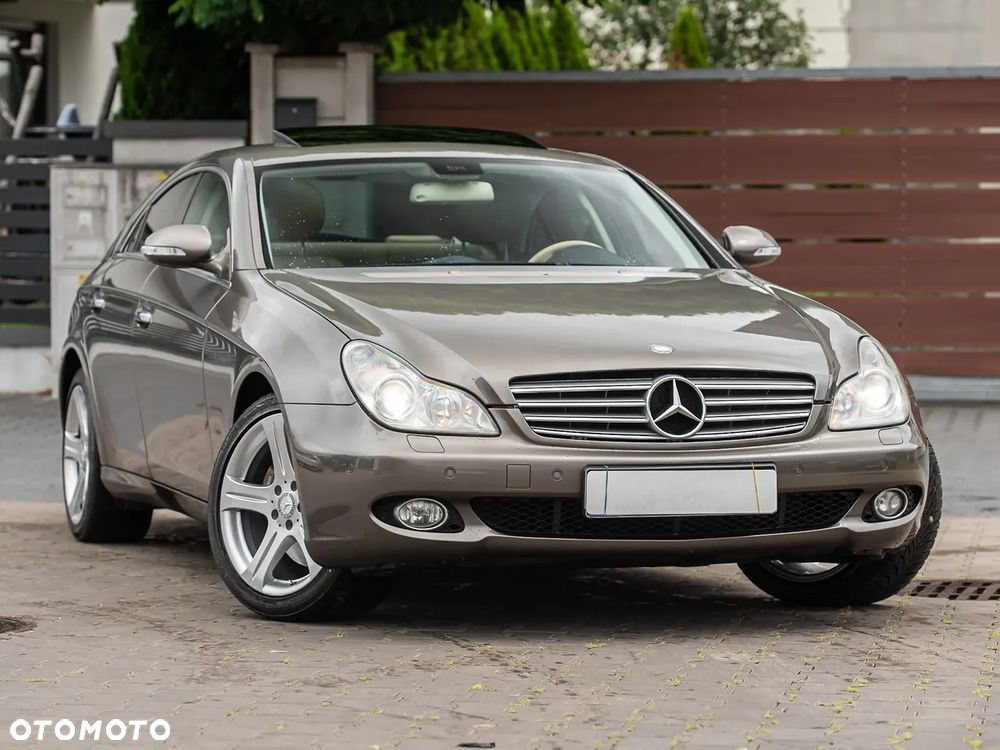 Mercedes-Benz CLS - 12