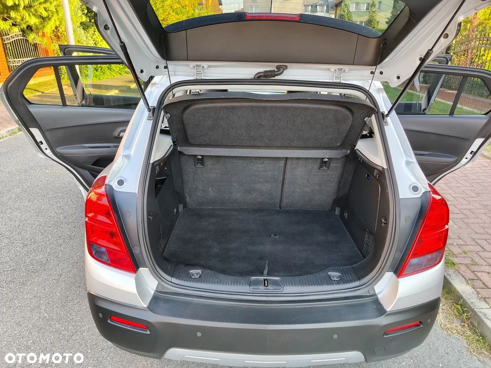 Chevrolet Trax 1.7 D LTZ - 35