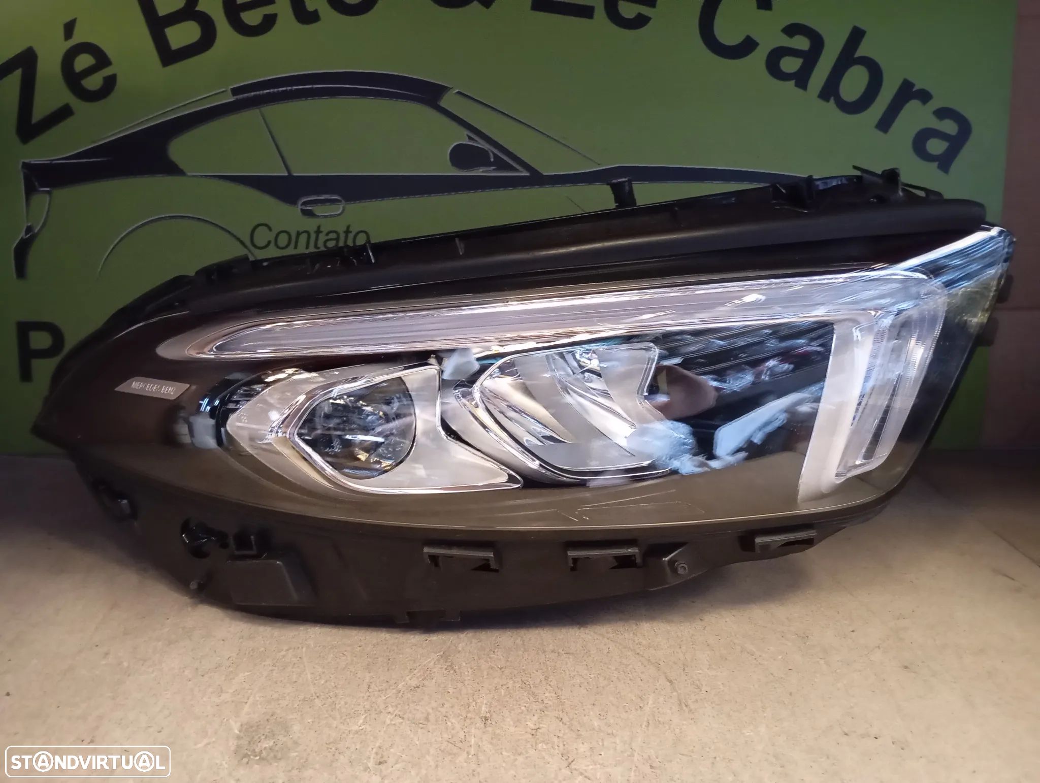 MERCEDES A W177 FAROL LED DIREITO - FF590 - 1