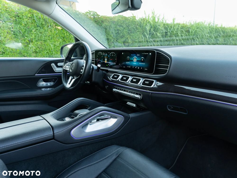 Mercedes-Benz GLE 300 d 4Matic 9G-TRONIC AMG Line - 22