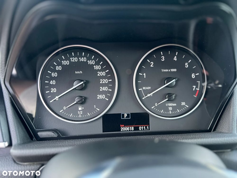 BMW Seria 2 225i Active Tourer Sport Line - 22