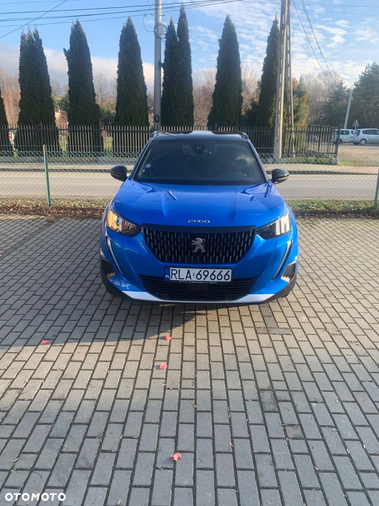 Peugeot 2008 PureTech 130 EAT8 GT - 3