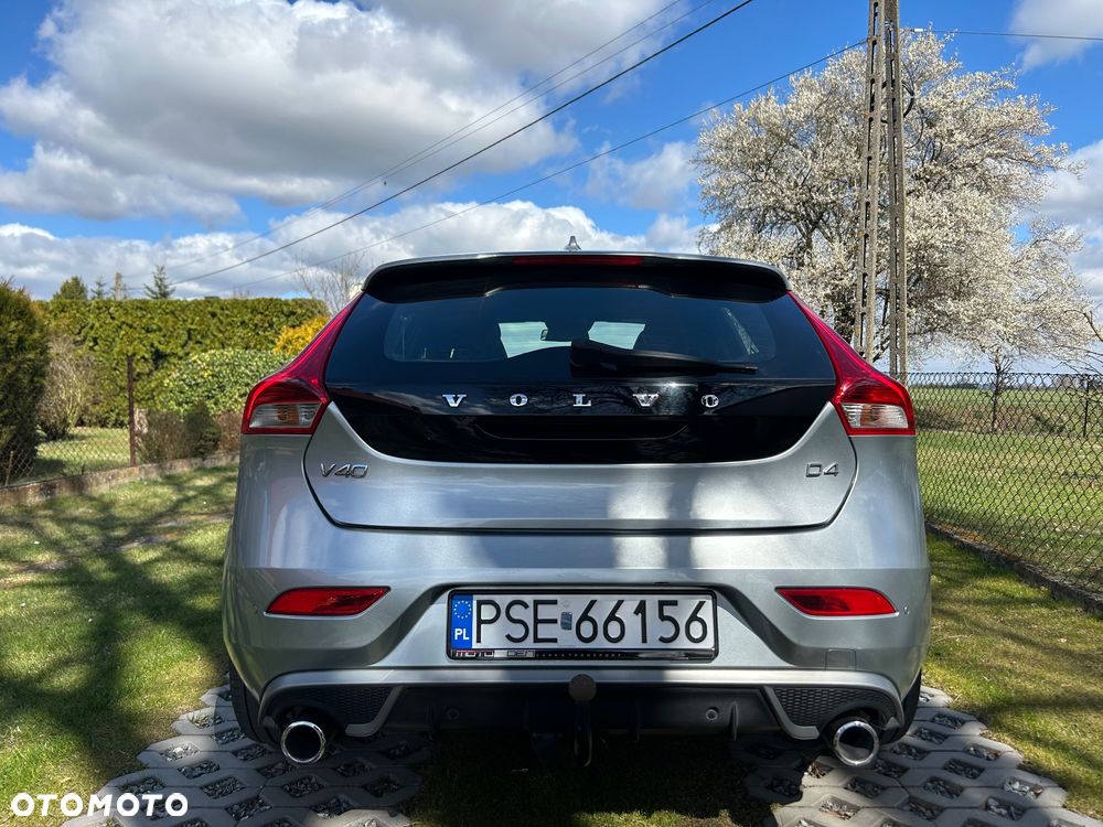 Volvo V40 D4 Drive-E R-Design Momentum - 7