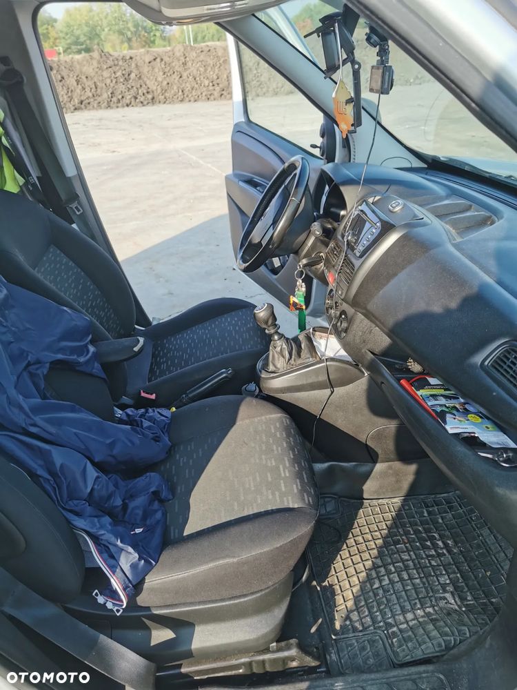 Opel Combo - 4