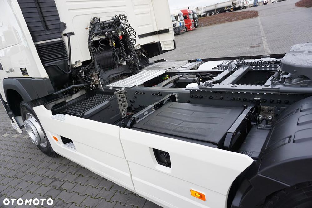 Volvo FM / 410 / ACC / EURO 6 / WAGA 6800 KG / MAŁY PRZEBIEG - 10