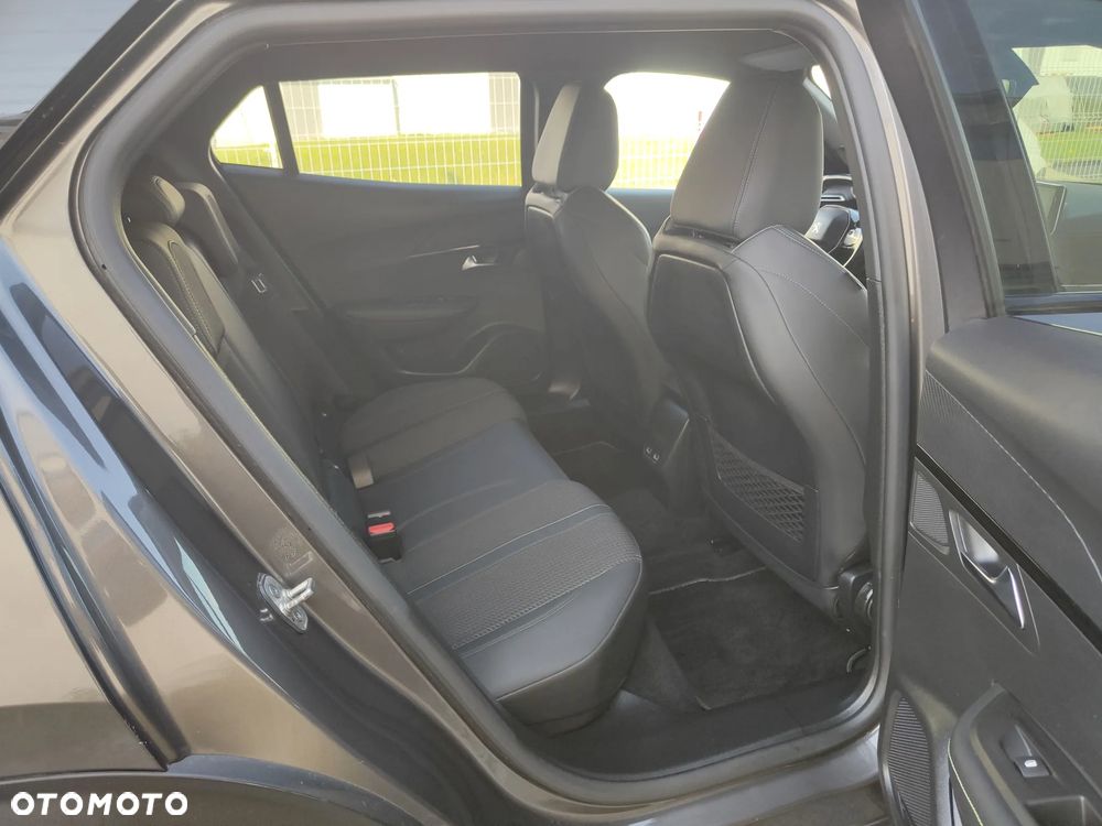 Peugeot 2008 1.5 BlueHDi GT Line S&S - 13