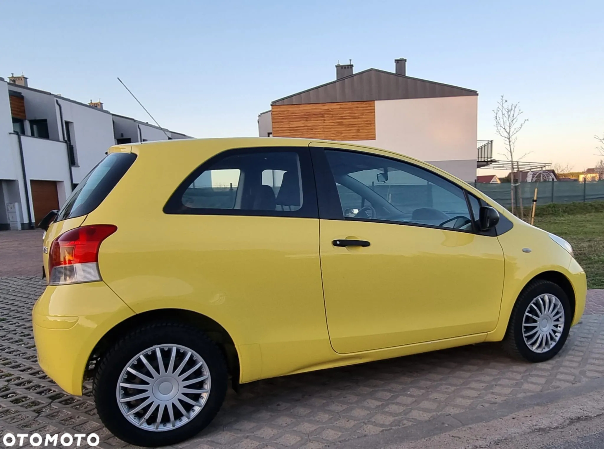 Toyota Yaris 1.33 VVT-i Cool - 5