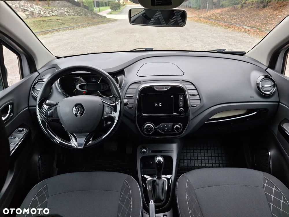 Renault Captur TCe 120 EDC Helly Hansen - 24