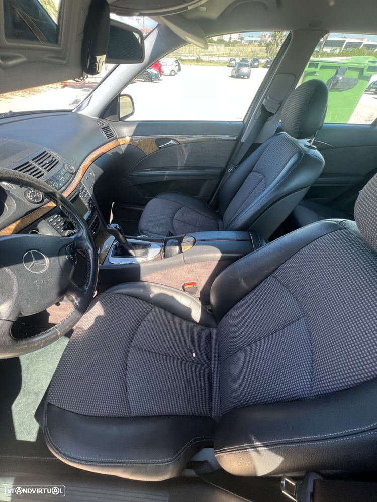 Mercedes-Benz E 220 CDi Avantgarde - 12